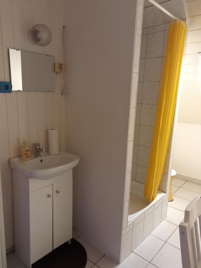 Ket Cseresznye Vendeghaz Siófok Exteriör bild